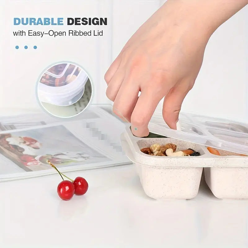 Bento snack container with 4 compartments and transparent lids