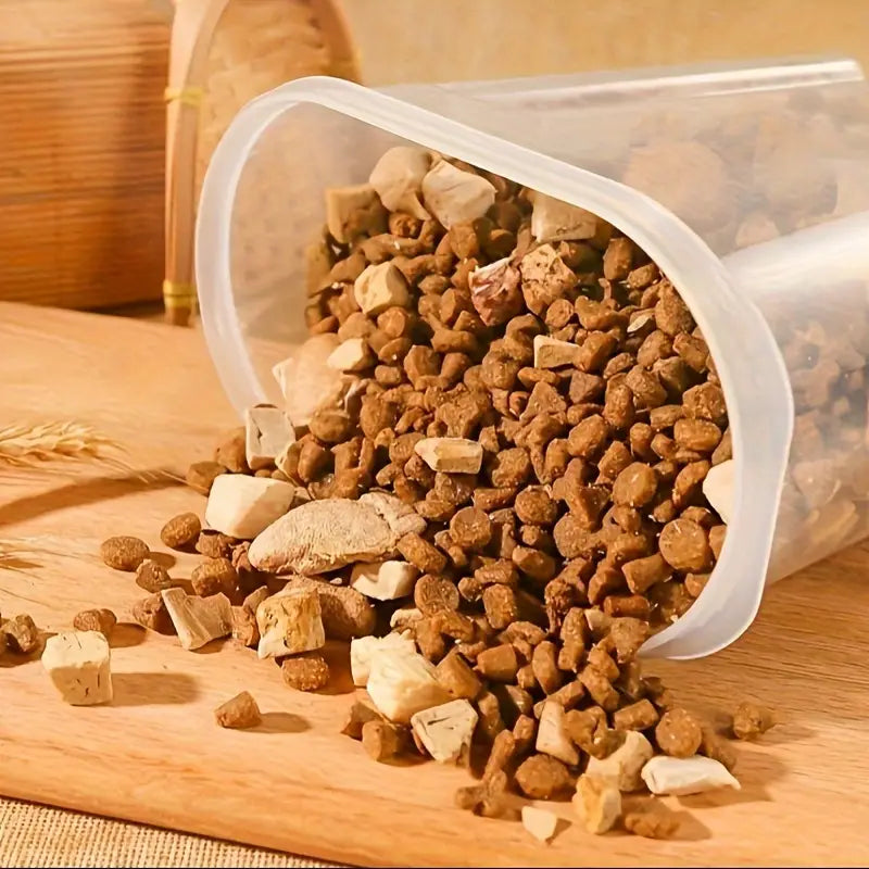 Airtight pet food storage container with durable design