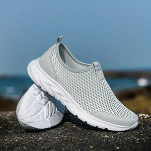 Men's breathable mesh walking shoes with slip-on design