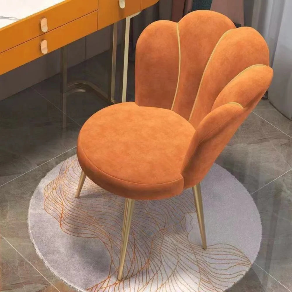 Nordic Designer Armchair – Modern Style Dining Chair