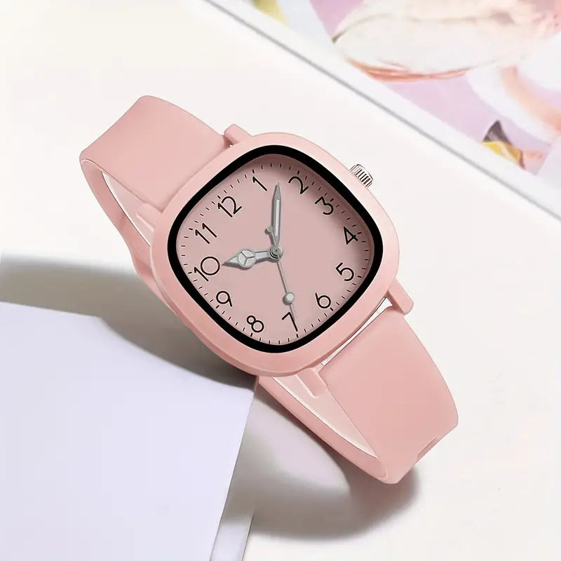 Square quartz watch with silicone strap for women