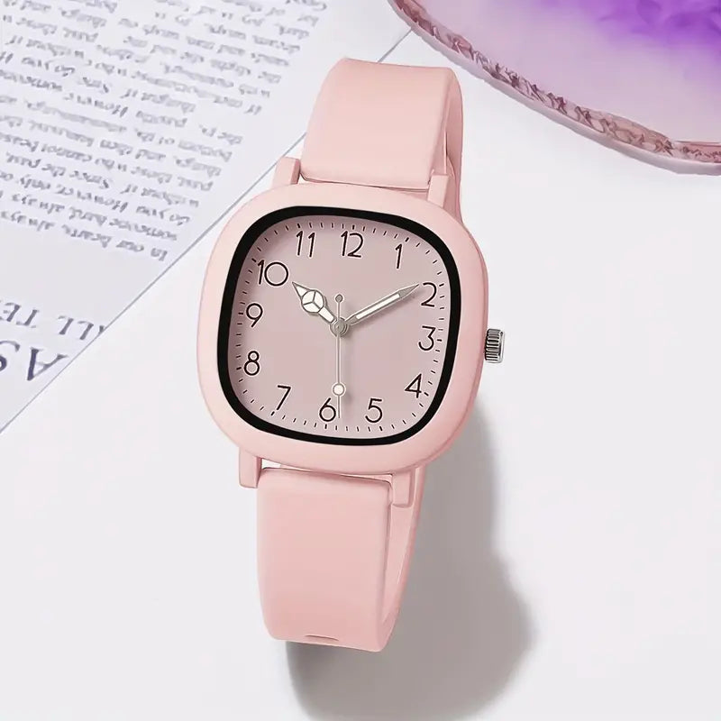 Square quartz watch with silicone strap for women