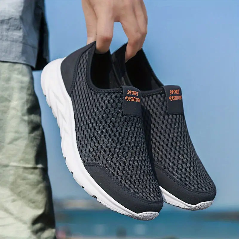 Men's breathable mesh walking shoes with slip-on design